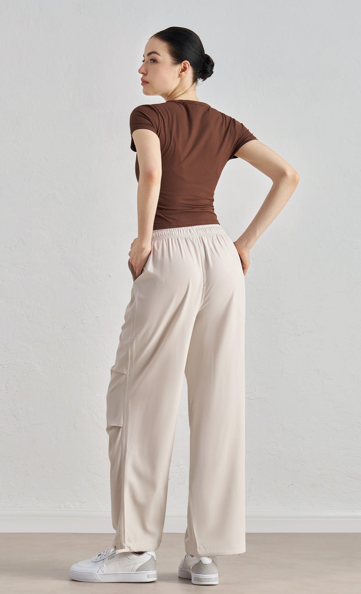 WOO YOGA Pants Luna High-Waisted Lightweight Casual Jogger 